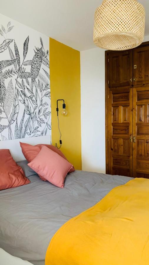 La Baie De Rose Apartment Roses Bagian luar foto
