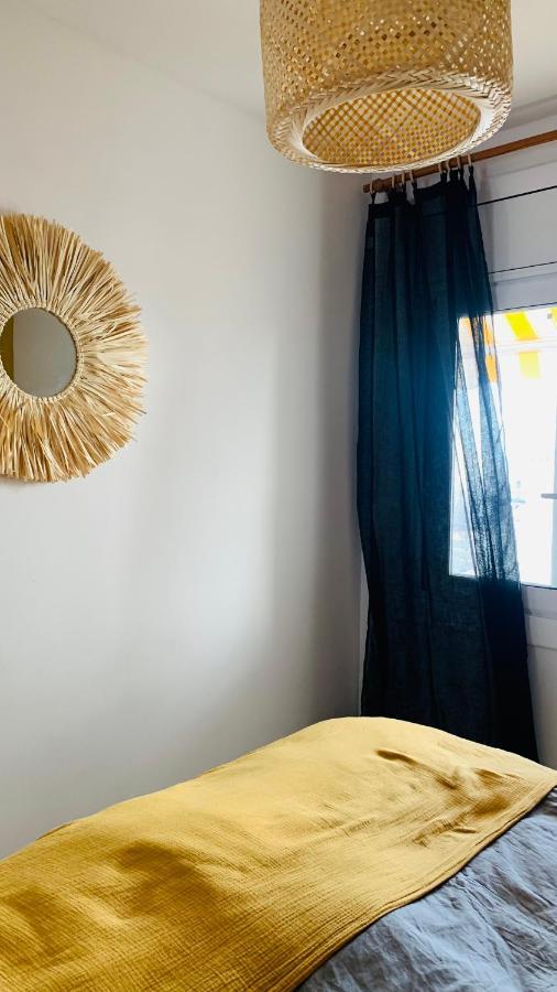 La Baie De Rose Apartment Roses Bagian luar foto