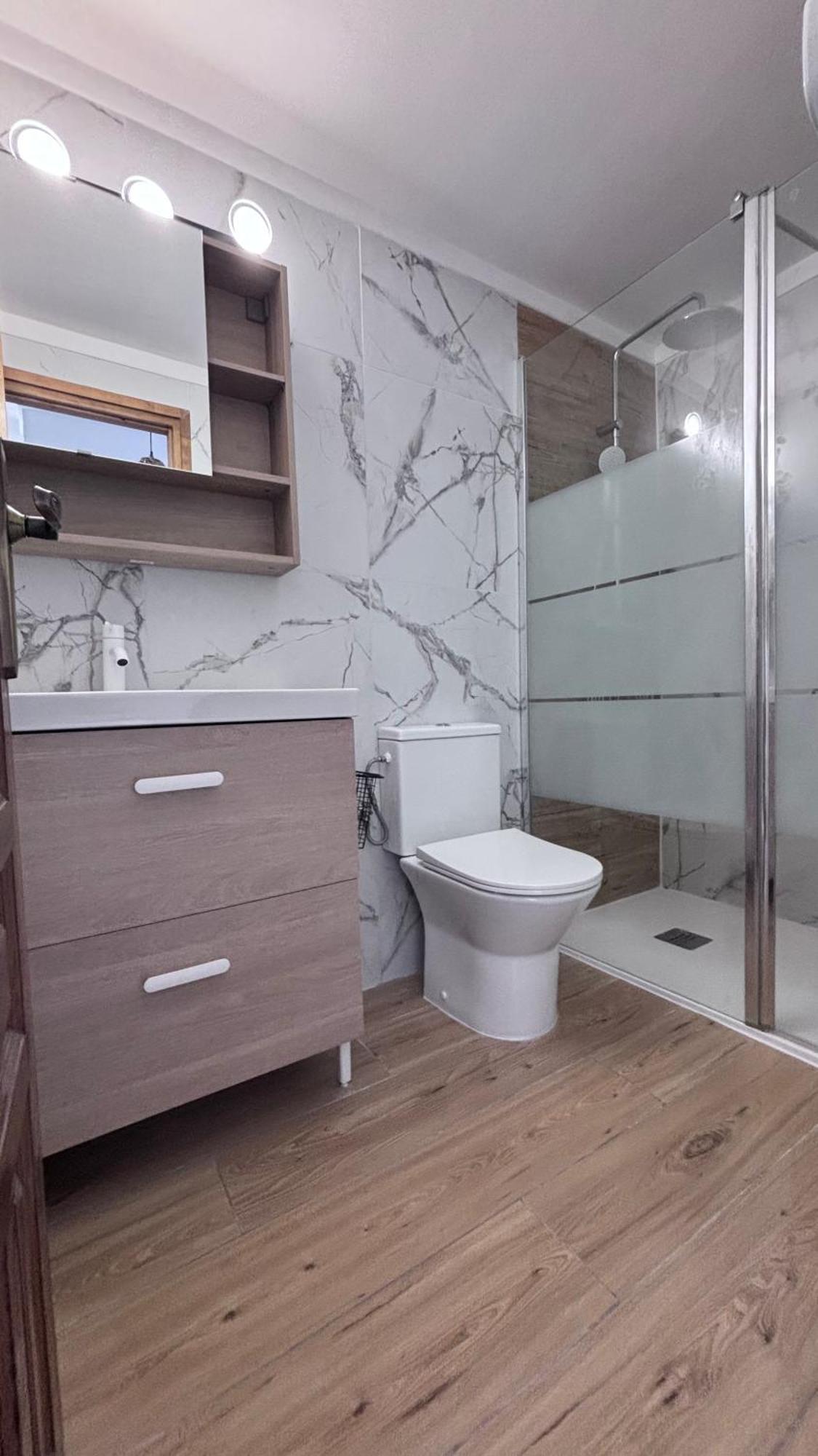 La Baie De Rose Apartment Roses Bagian luar foto